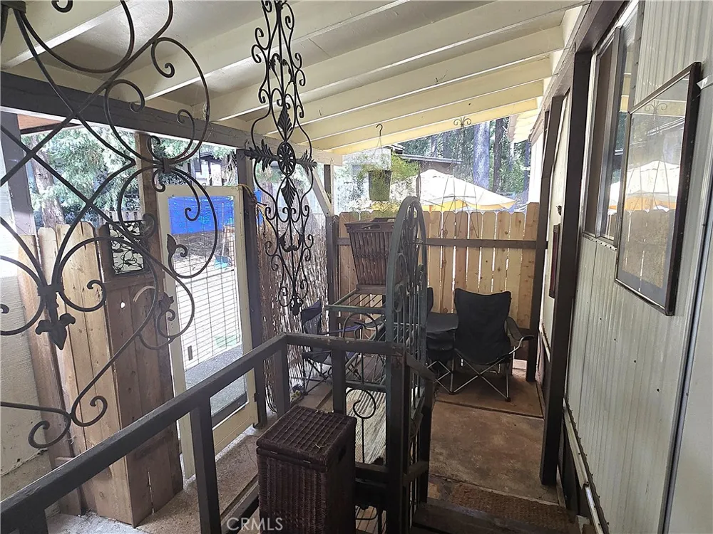 14837 Wood Magalia, CA 95954