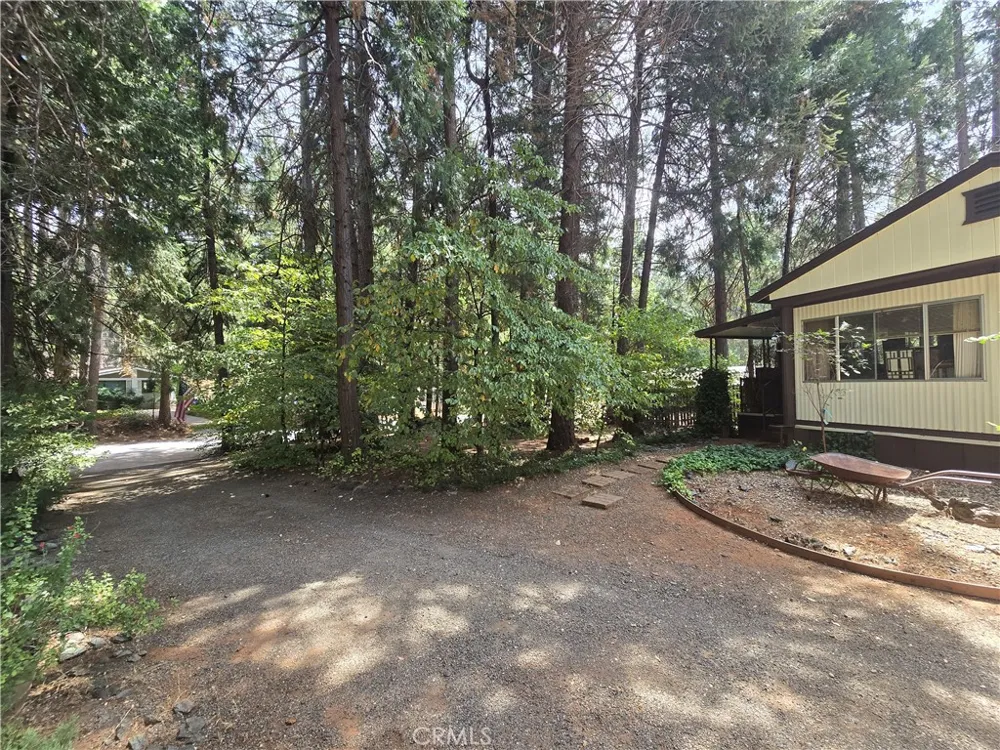 14837 Wood Magalia, CA 95954