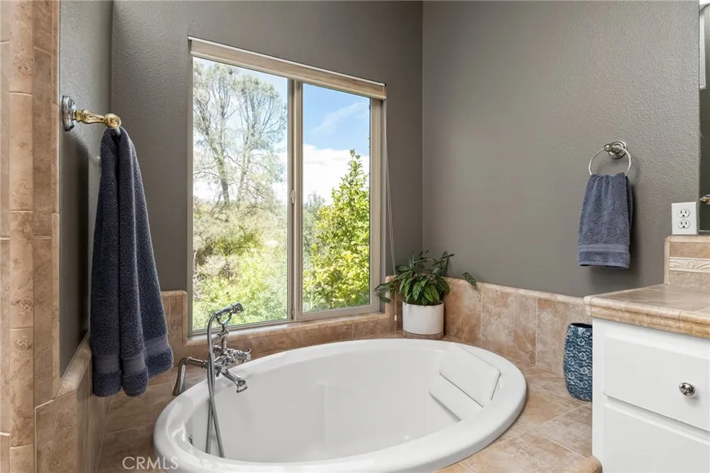 3470 Brook Valley Chico, CA 95928