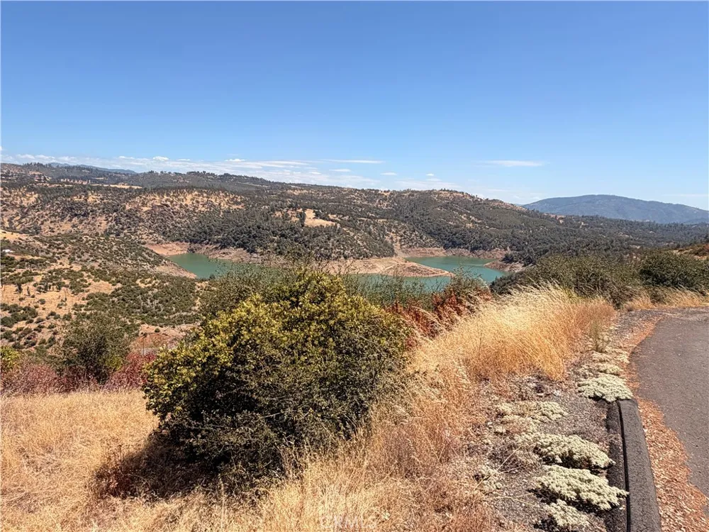 Pentz and Silvera Paradise, CA 95969