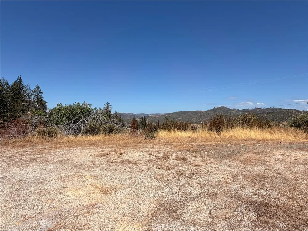 3512 Skycrest Oroville, CA 95965