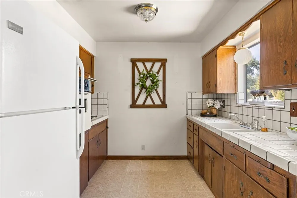 2431 Mariposa Chico, CA 95926