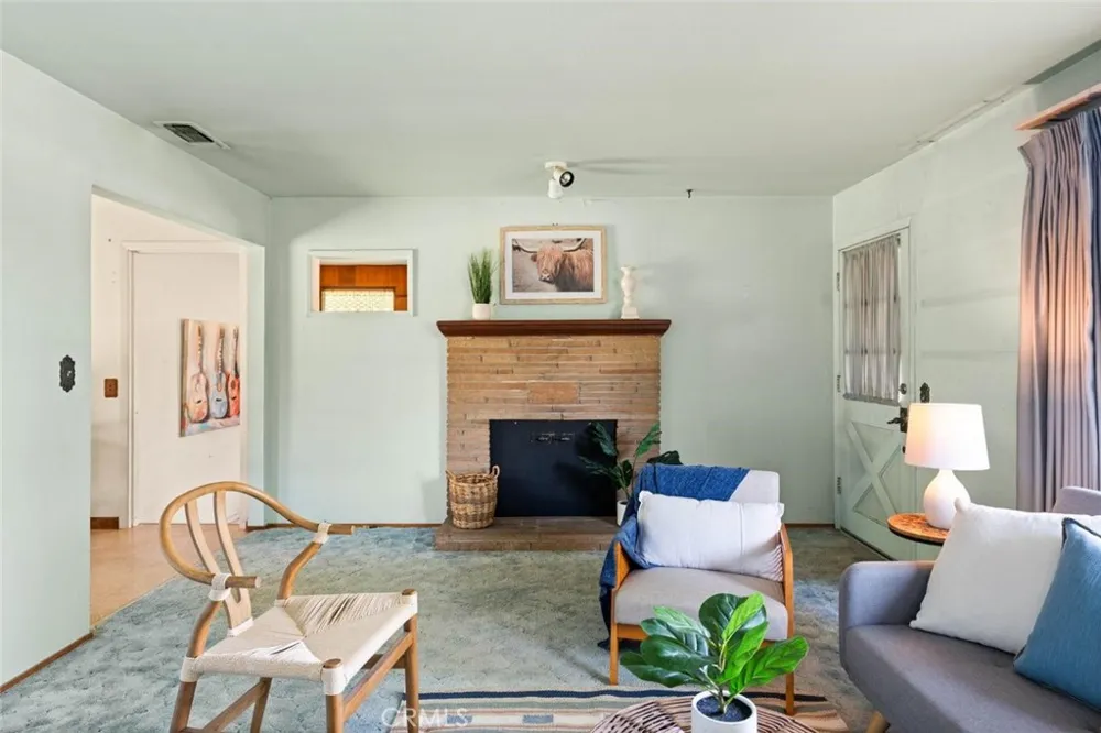 2431 Mariposa Chico, CA 95926