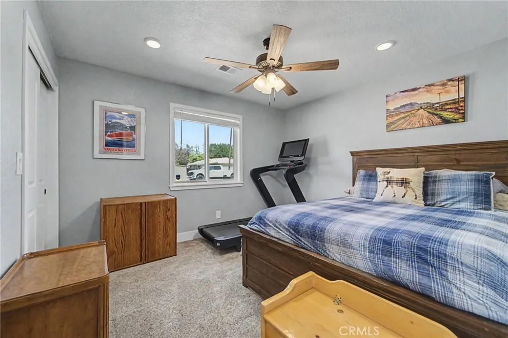 471 F Biggs, CA 95917