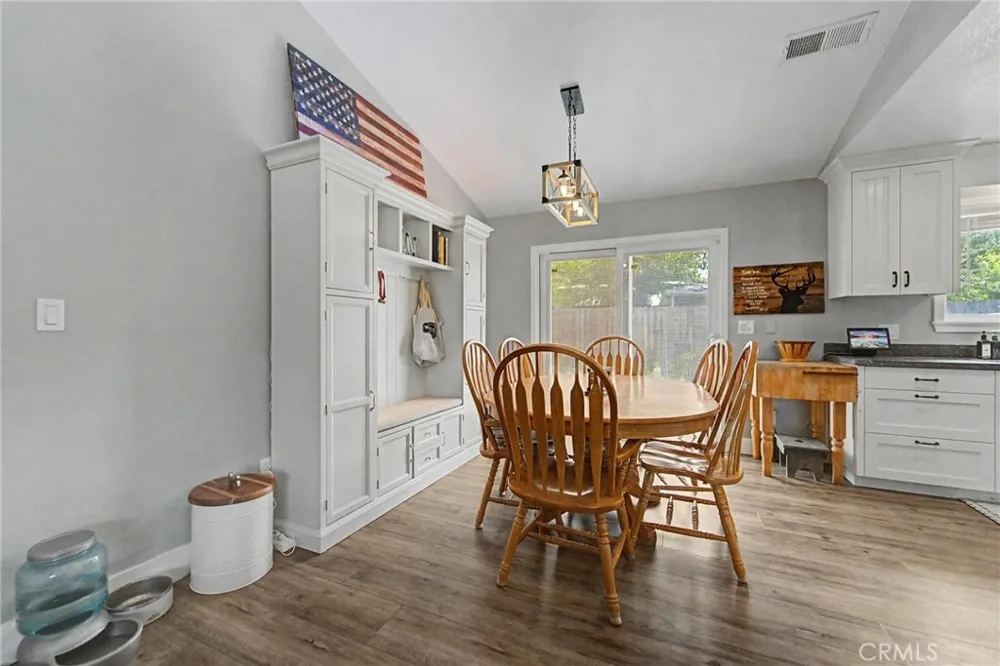 471 F Biggs, CA 95917