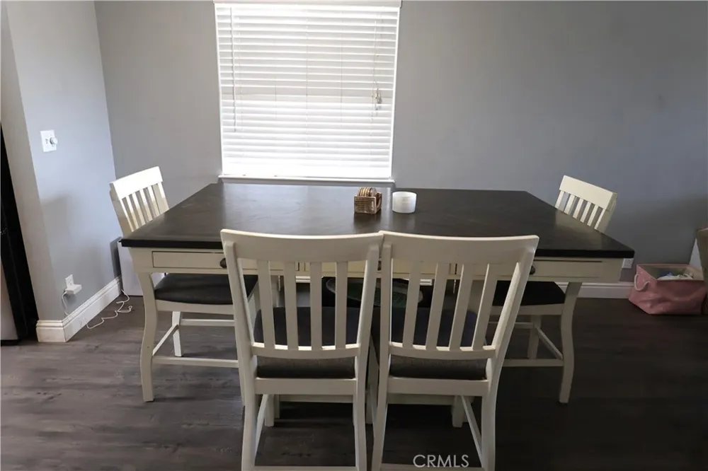 2059 Blossom Corning, CA 96021