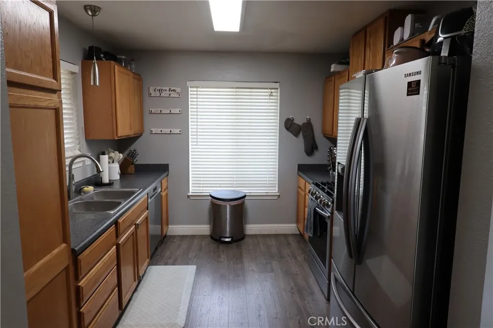 2059 Blossom Corning, CA 96021