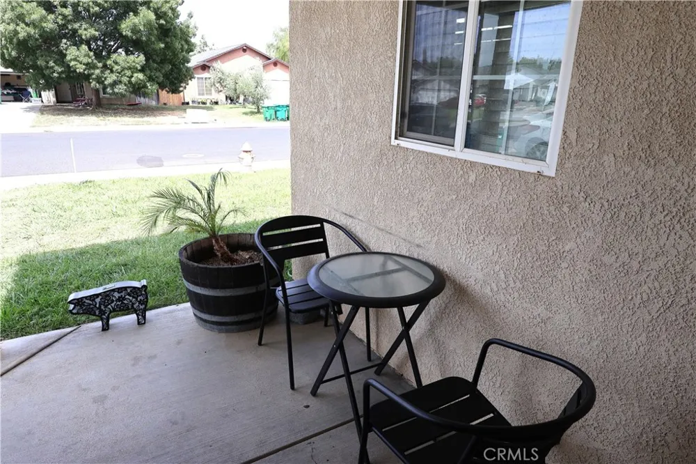 2059 Blossom Corning, CA 96021