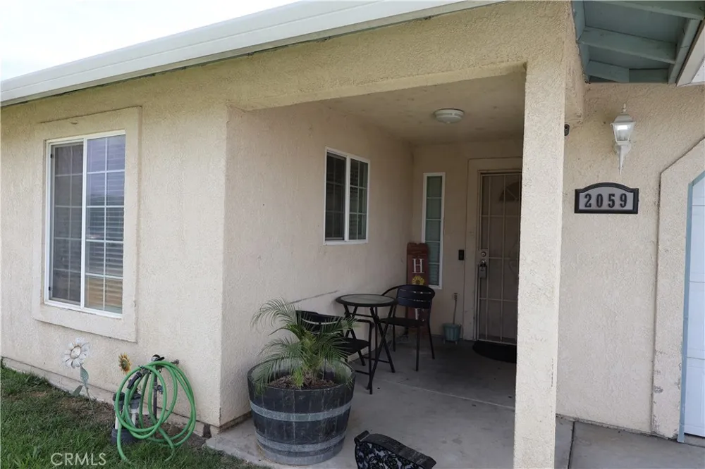 2059 Blossom Corning, CA 96021