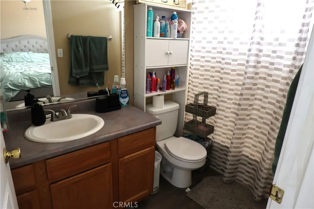 2059 Blossom Corning, CA 96021