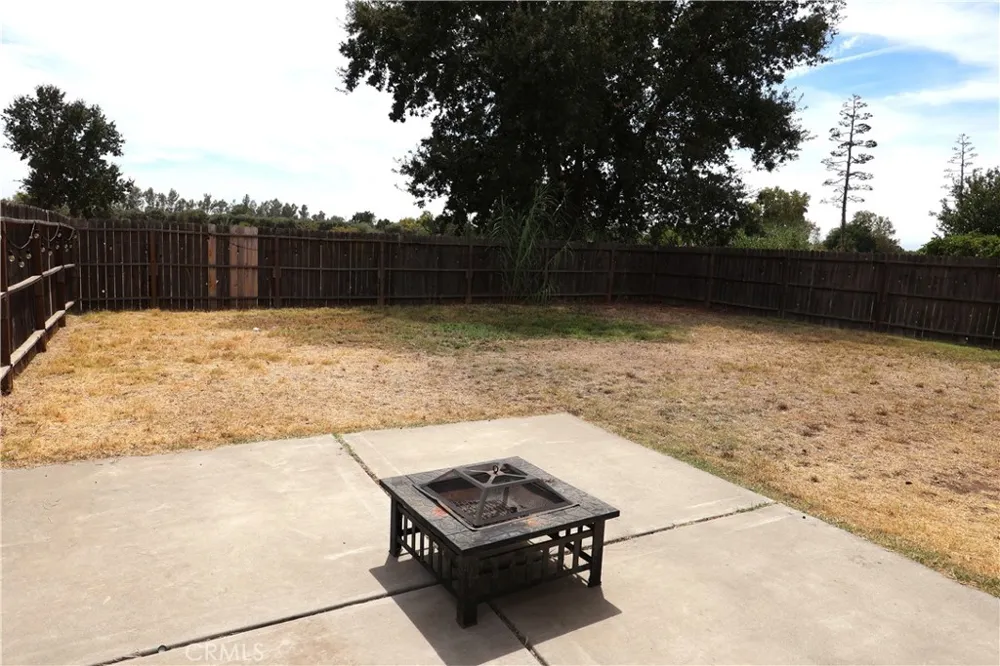 2059 Blossom Corning, CA 96021