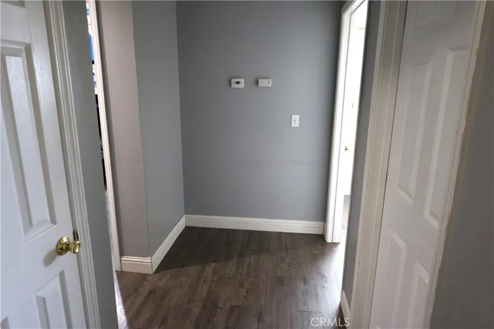 2059 Blossom Corning, CA 96021