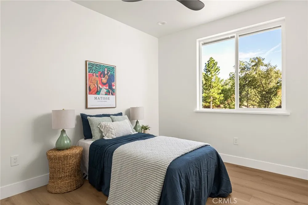 5865 Yorkshire Paradise, CA 95969