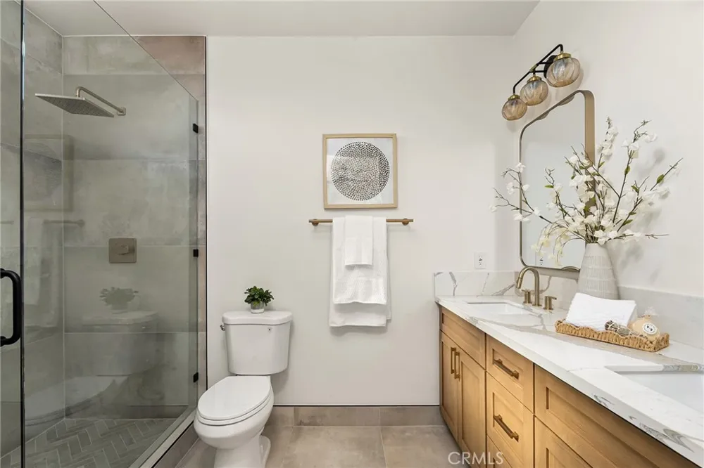5865 Yorkshire Paradise, CA 95969