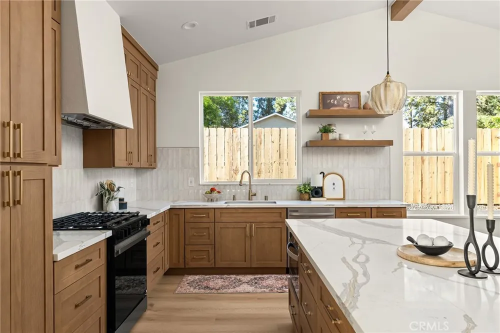 5865 Yorkshire Paradise, CA 95969