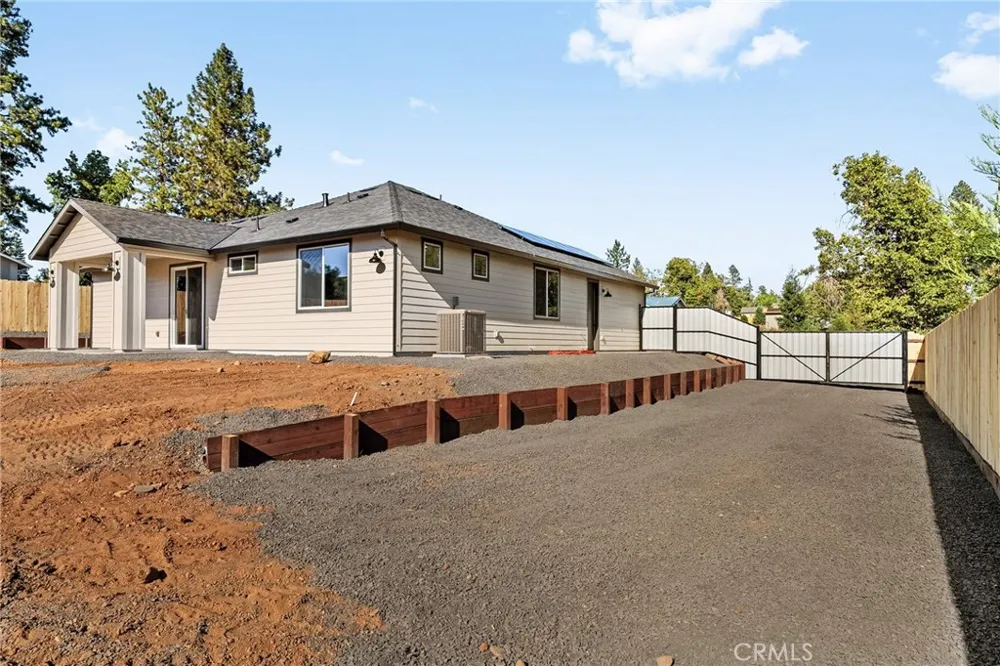 5865 Yorkshire Paradise, CA 95969
