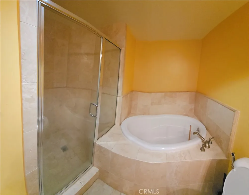14343 Burbank Blvd. #305 Sherman Oaks, CA 91401