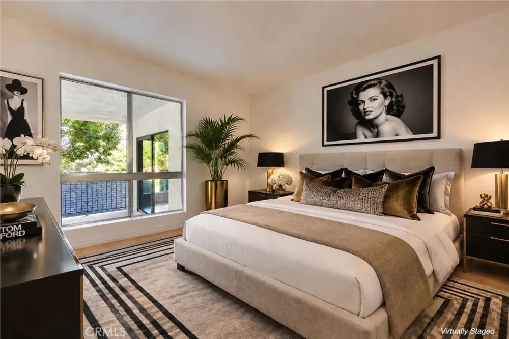 4807 Woodley Avenue #208 Encino, CA 91436