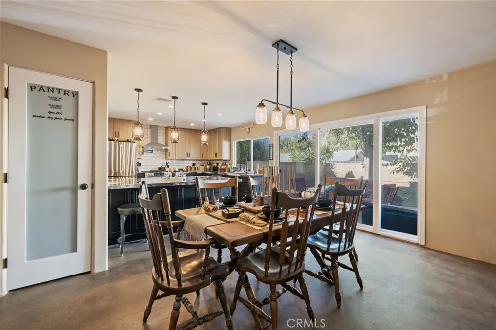 28975 Lotusgarden Dr Canyon Country, CA 91387