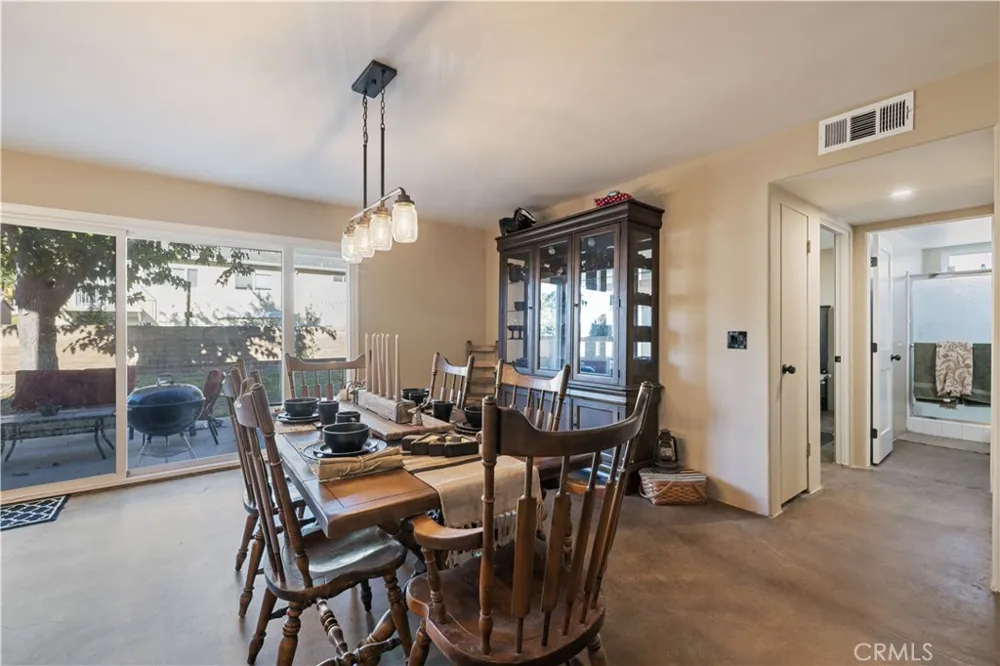 28975 Lotusgarden Dr Canyon Country, CA 91387