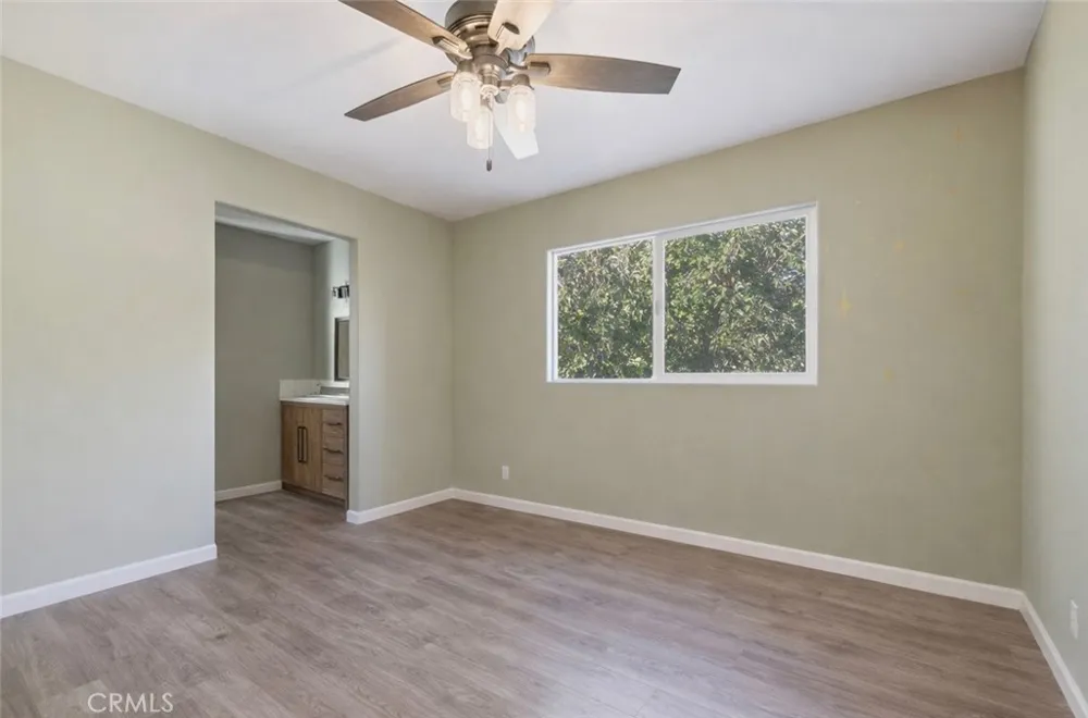 28975 Lotusgarden Dr Canyon Country, CA 91387