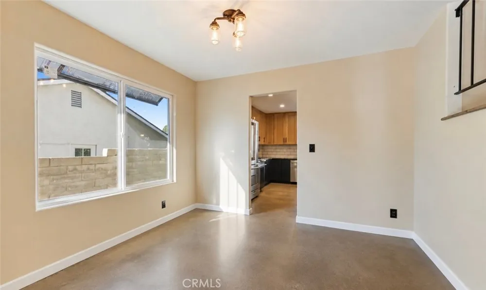 28975 Lotusgarden Dr Canyon Country, CA 91387