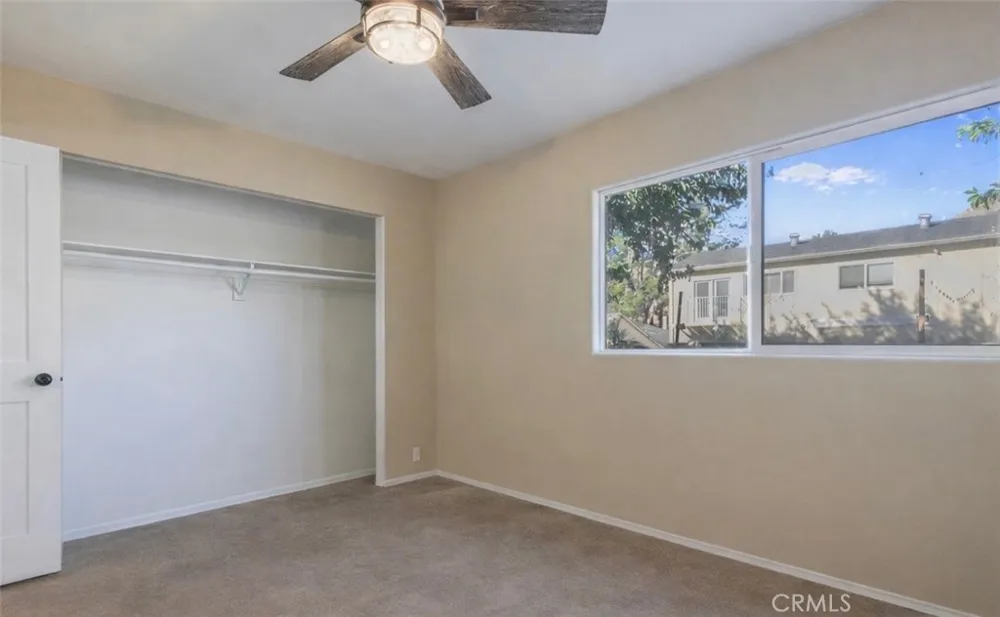 28975 Lotusgarden Dr Canyon Country, CA 91387