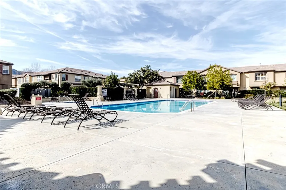 25562 Huxley Stevenson Ranch, CA 91381