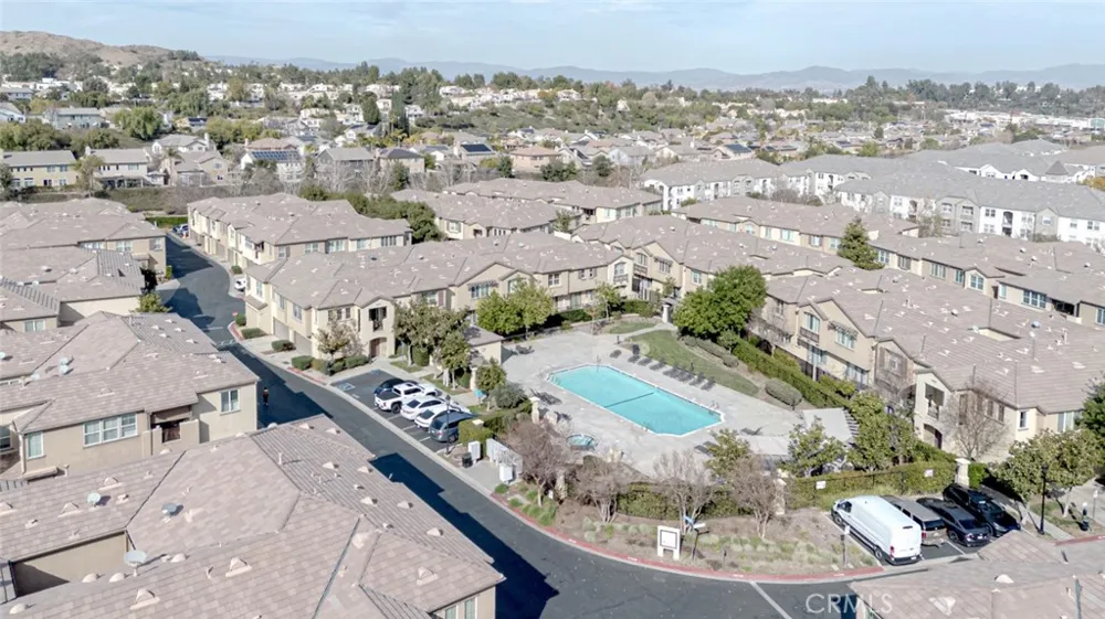 25562 Huxley Stevenson Ranch, CA 91381