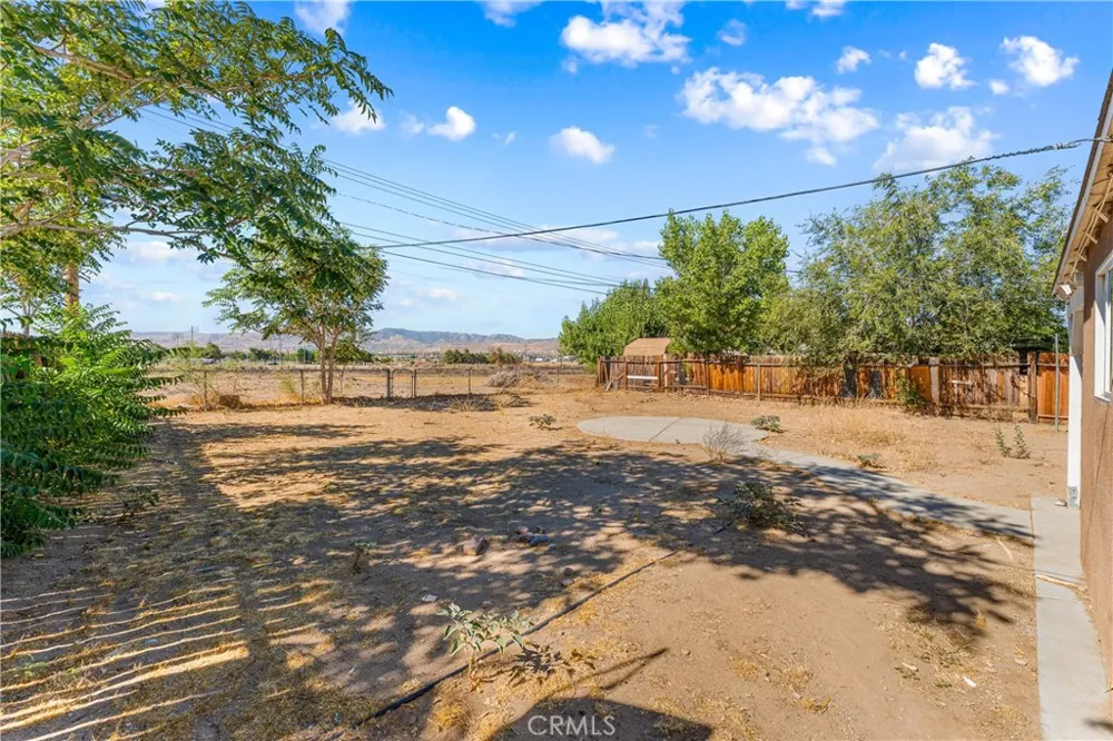 232 E Avenue P5 Palmdale, CA 93550