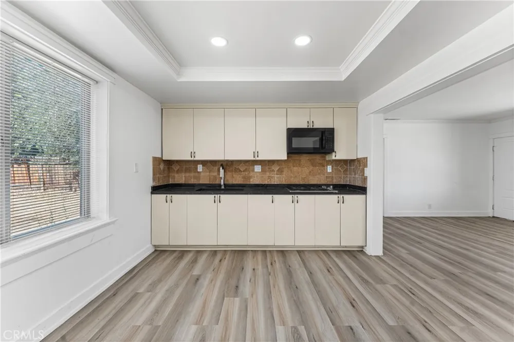 232 E Avenue P5 Palmdale, CA 93550