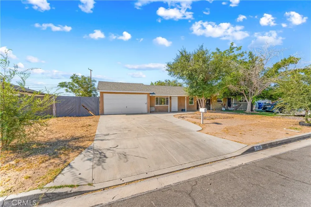 232 E Avenue P5 Palmdale, CA 93550