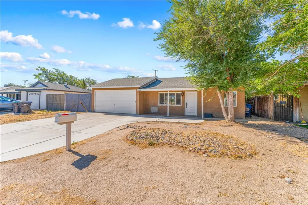 232 E Avenue P5 Palmdale, CA 93550