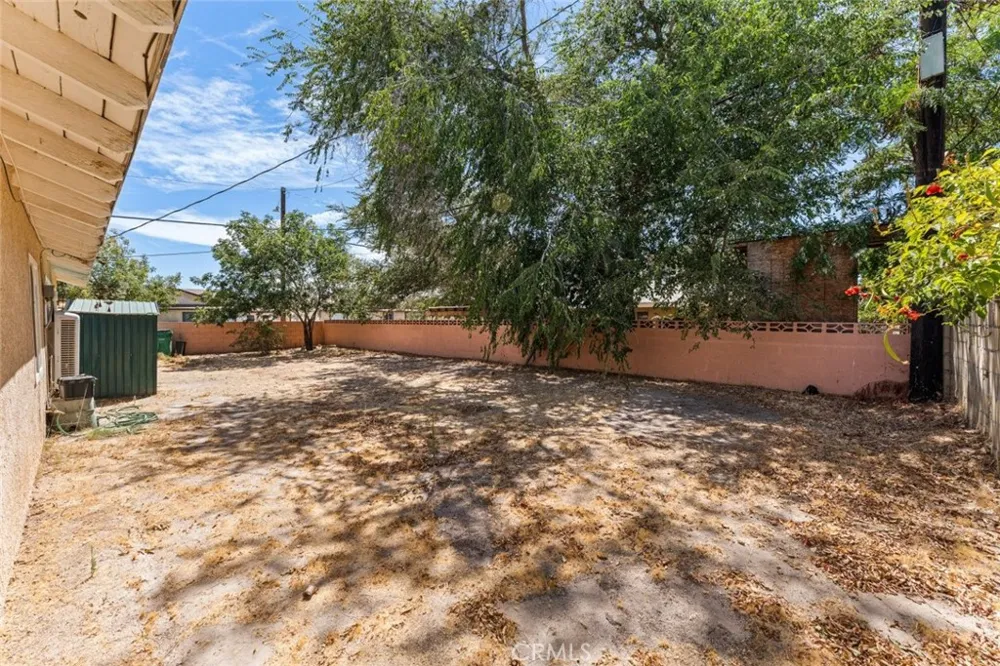 45303 6th Street E Lancaster, CA 93535