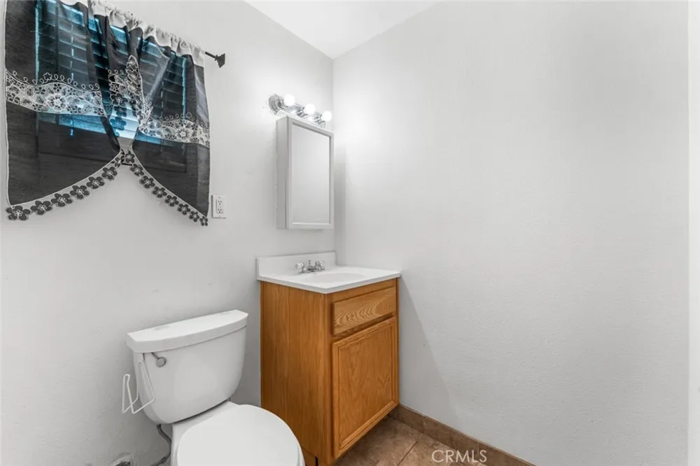 45303 6th Street E Lancaster, CA 93535