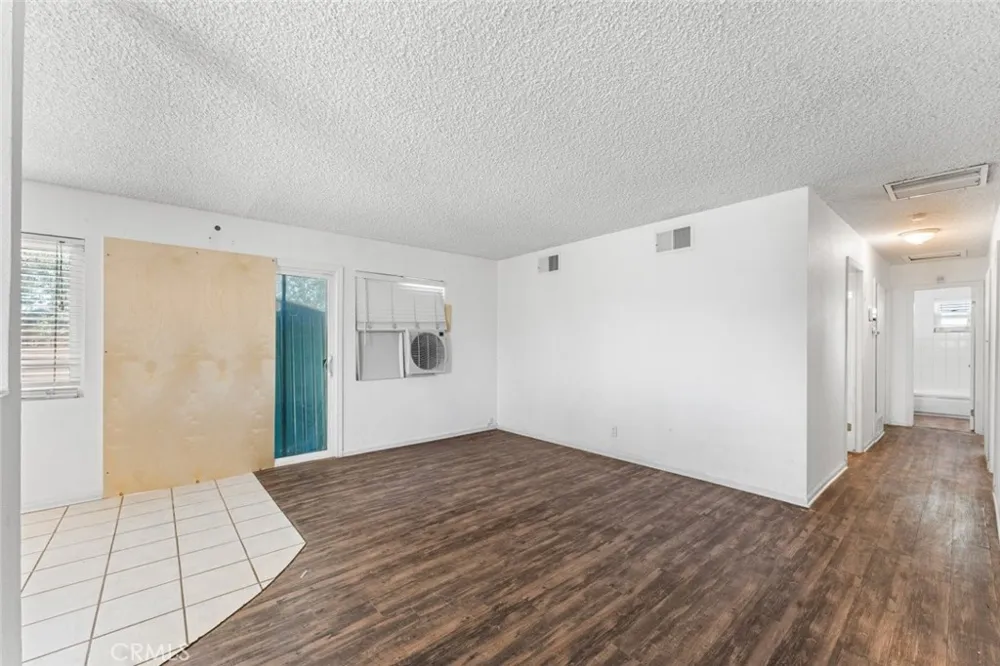 45303 6th Street E Lancaster, CA 93535