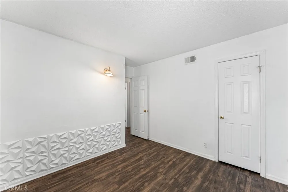 45303 6th Street E Lancaster, CA 93535