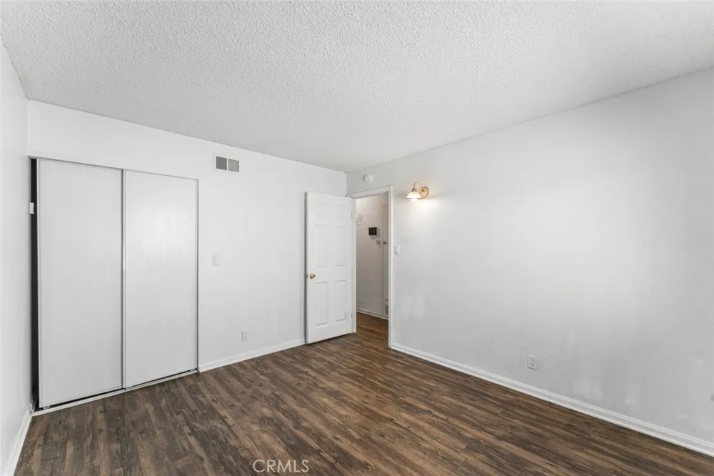 45303 6th Street E Lancaster, CA 93535