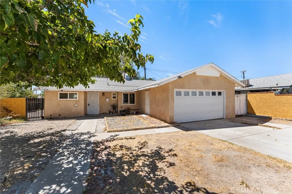 45303 6th Street E Lancaster, CA 93535