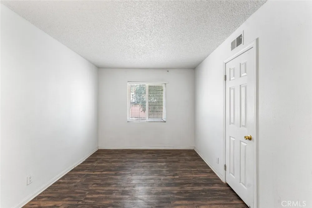 45303 6th Street E Lancaster, CA 93535