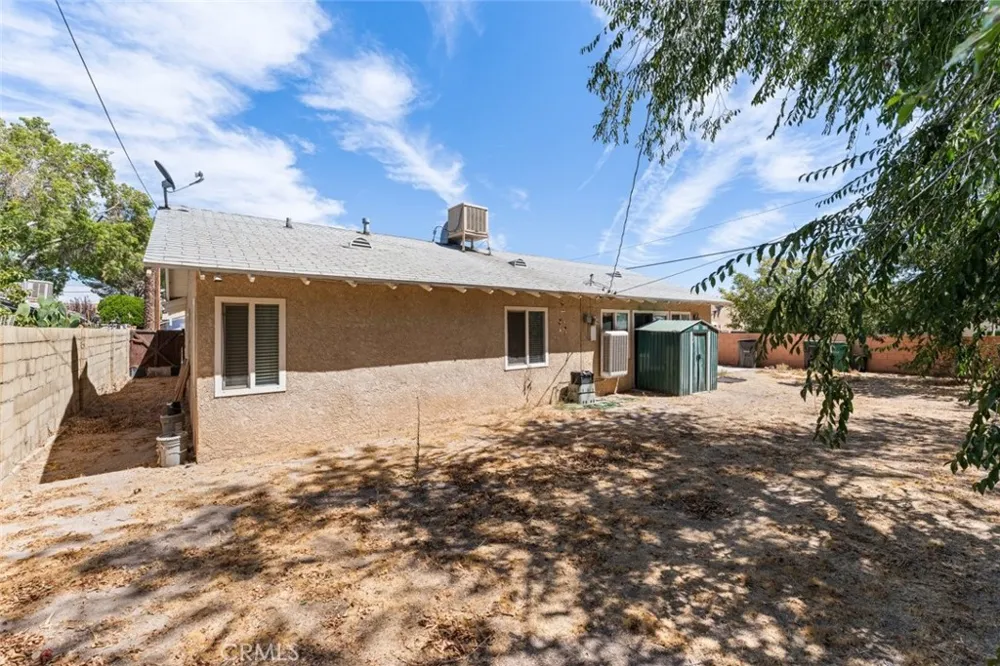 45303 6th Street E Lancaster, CA 93535