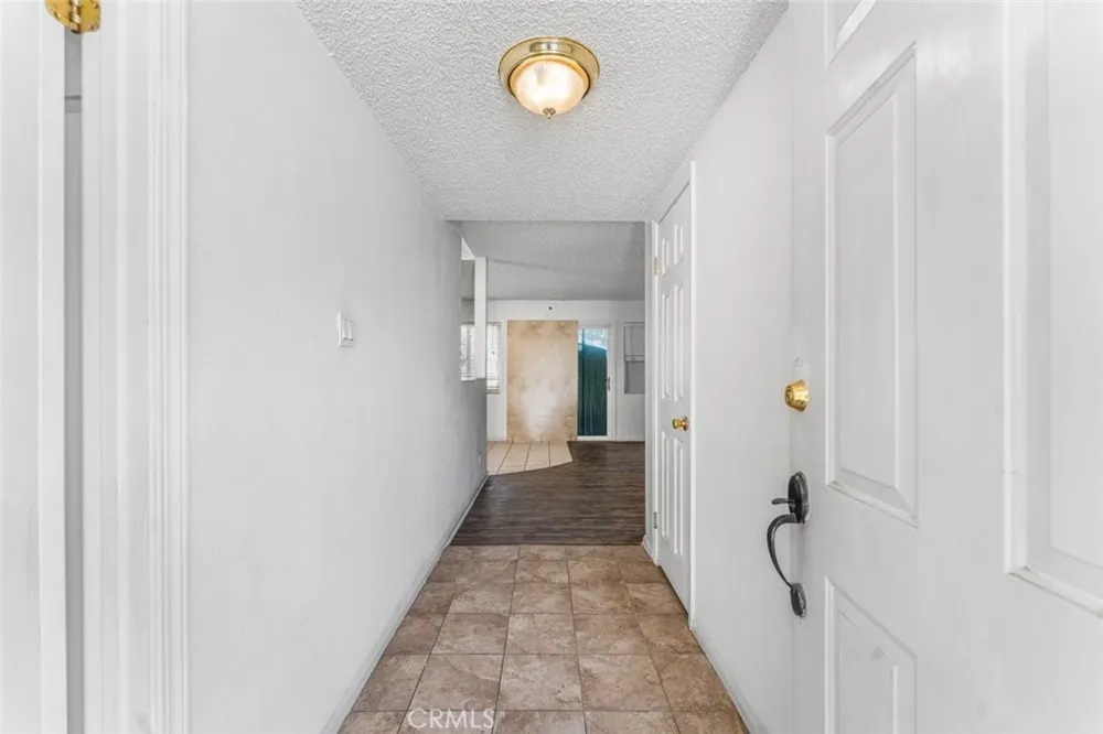 45303 6th Street E Lancaster, CA 93535