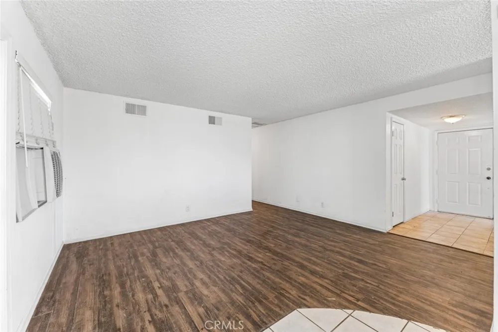45303 6th Street E Lancaster, CA 93535