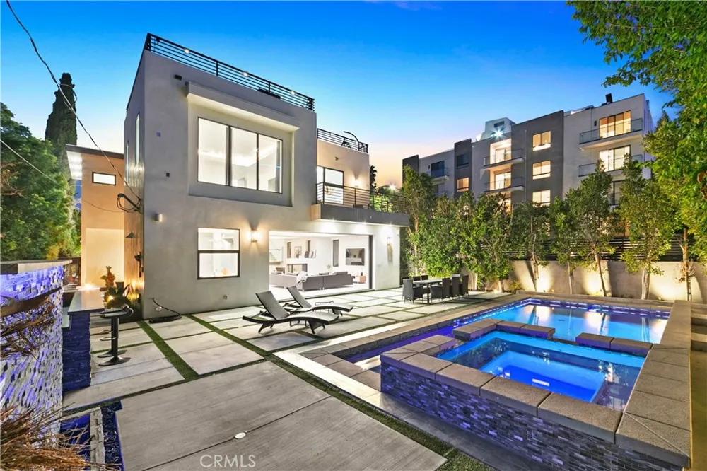 454 S HOLT AVENUE Beverly Hills, CA 90048