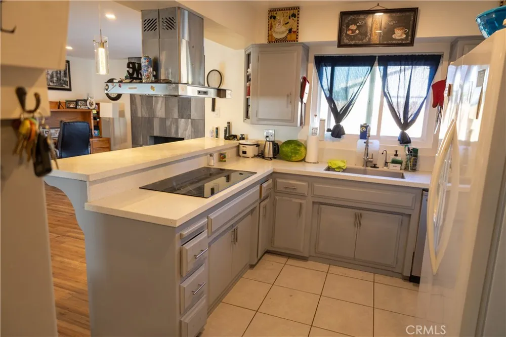 3201 Durrwood Bakersfield, CA 93304