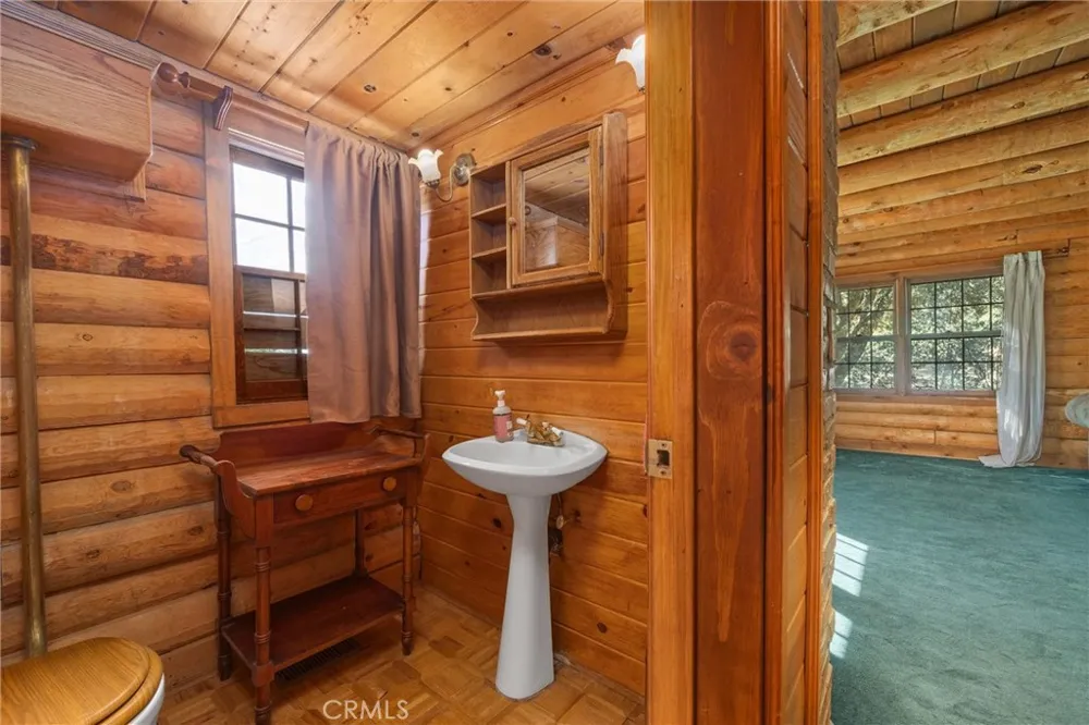 16008 Edgewood Pine Mountain Club, CA 93222