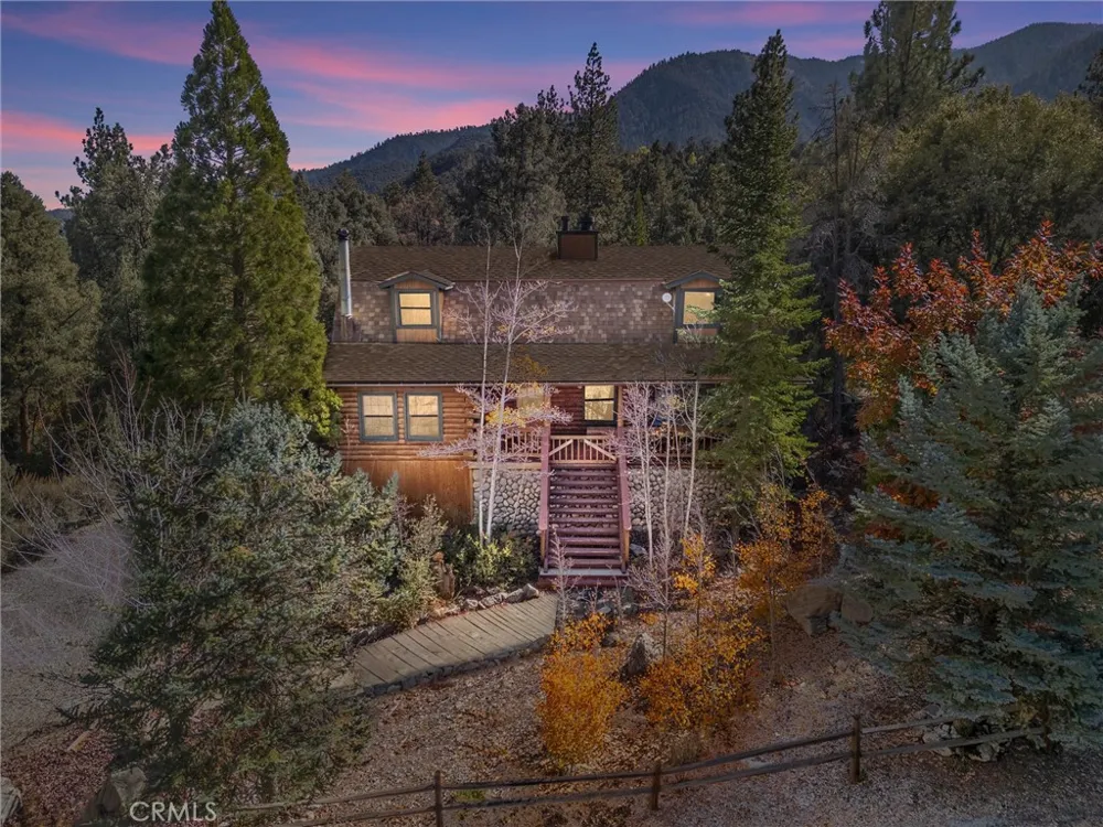 16008 Edgewood Pine Mountain Club, CA 93222