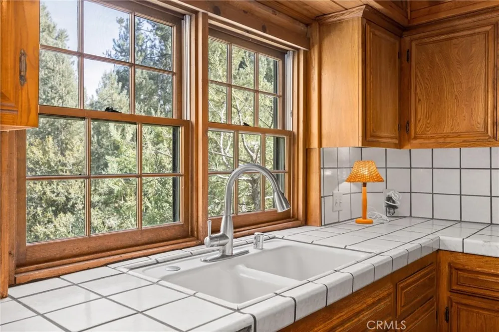16008 Edgewood Pine Mountain Club, CA 93222