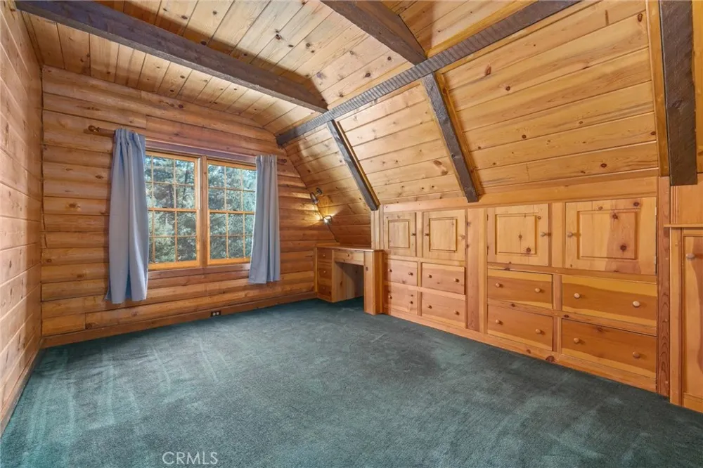16008 Edgewood Pine Mountain Club, CA 93222