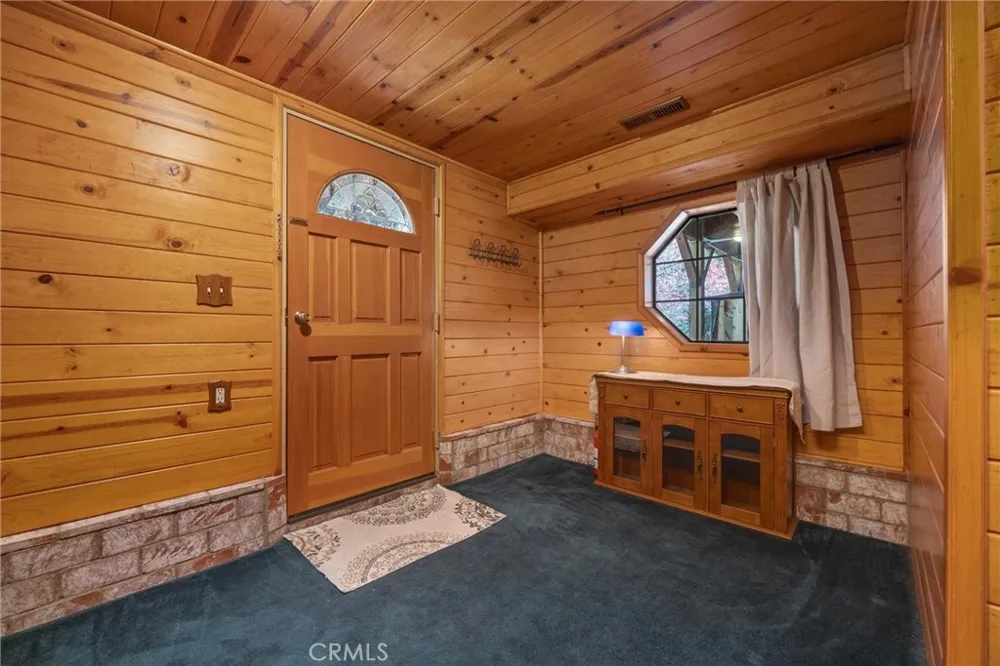 16008 Edgewood Pine Mountain Club, CA 93222